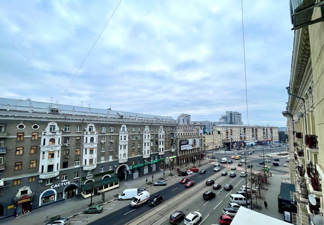 Площадь Павловская Харков Екстериор снимка